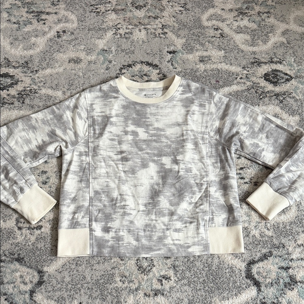 Athleta Farallon Printed Sweatshirt In The Inversion Light Gray Pattern